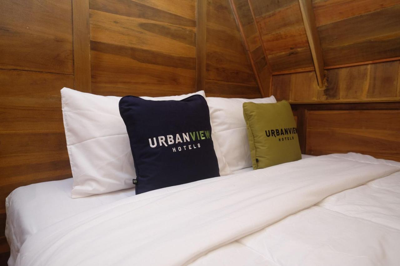 Urbanview Villa Lukulo Kebumen By Reddoorz Extérieur photo